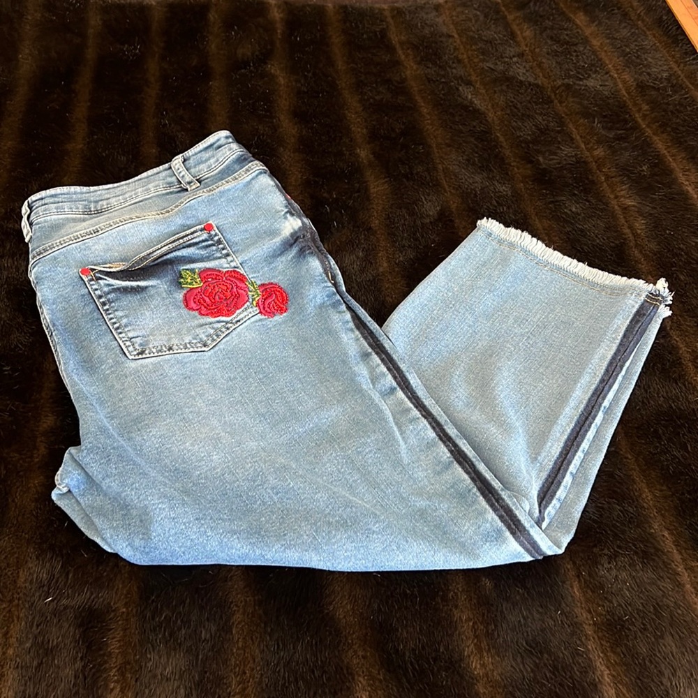 Lulu Love crop jeans